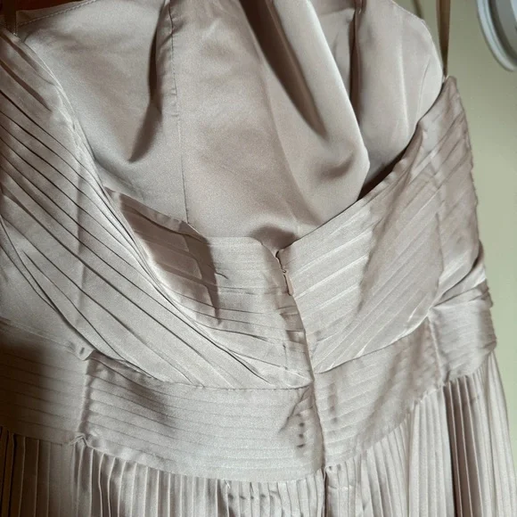 NWT Esther & Co. Luxe Galilee Dress - Picture 9 of 9